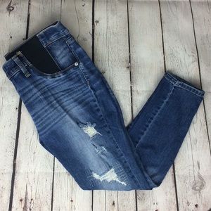 Maternity Skinny Jeans (Distressed)